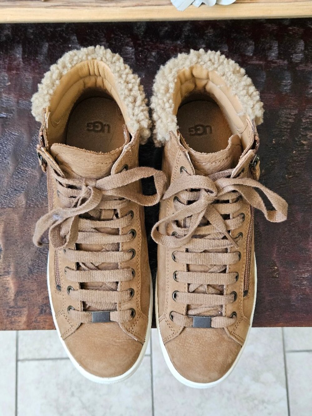 UGG Women's Olive Shearling-Lined Nubuck Leather Sneaker Boot, Tan, Sz 10 - Picture 2 of 16